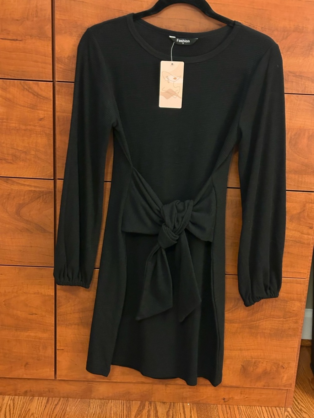 Black Long-Sleeve Tie-Waist Dress